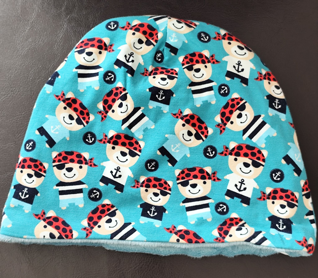 Bonnet réversible Pirates
