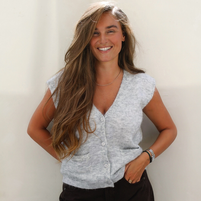 Sleeveless Buttoned Cardigan Pearl Grey