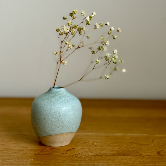 Seaside bud vase