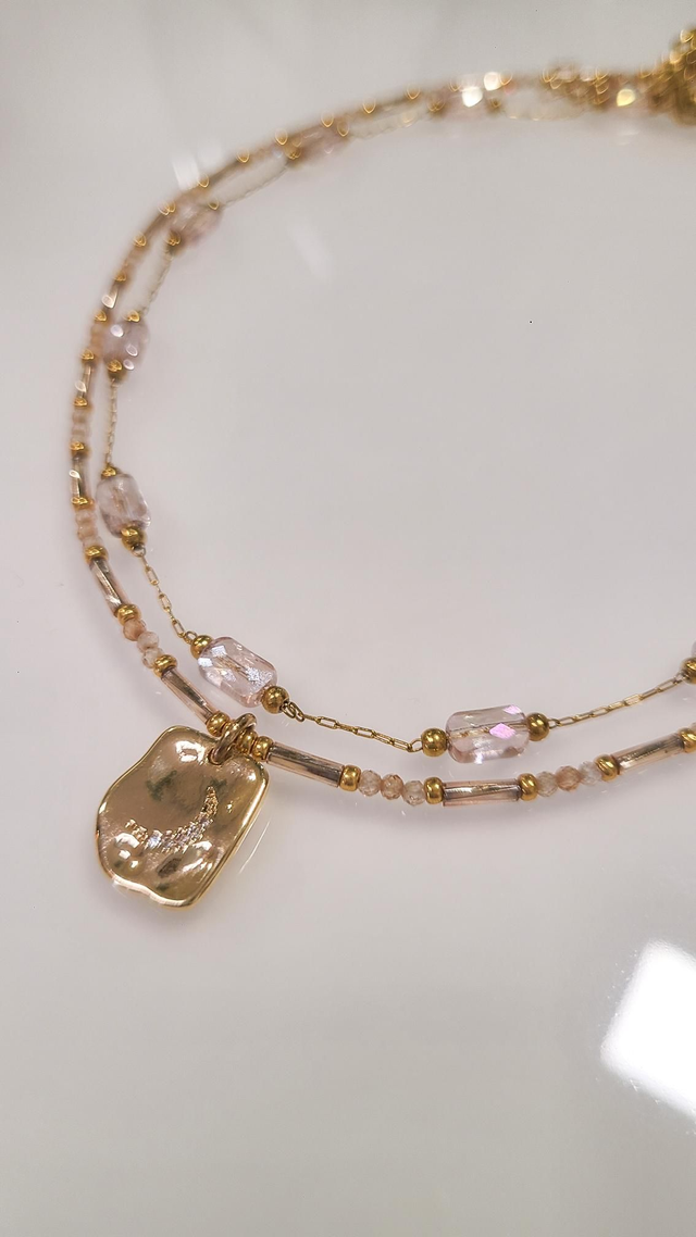 Collier double Luunäa – Bijoux faits main en acier inoxydable doré – Lune & Quartz 