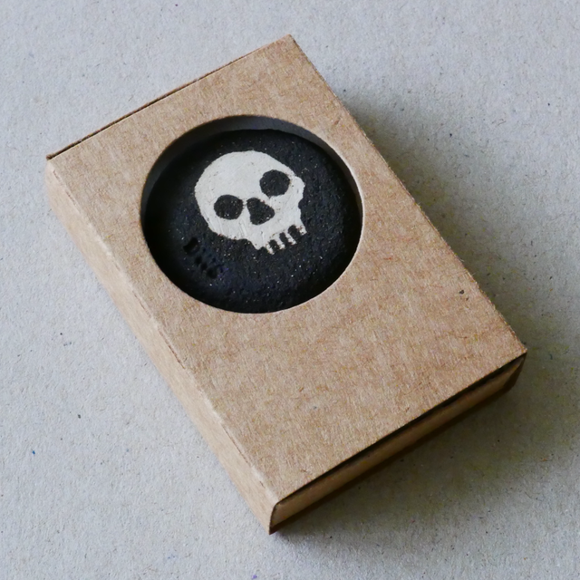 Memento Mori Inlaid Stoneware Pin Brooch