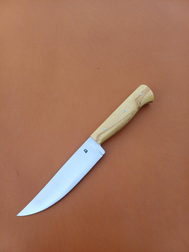 Couteau droit utilitaire 1 