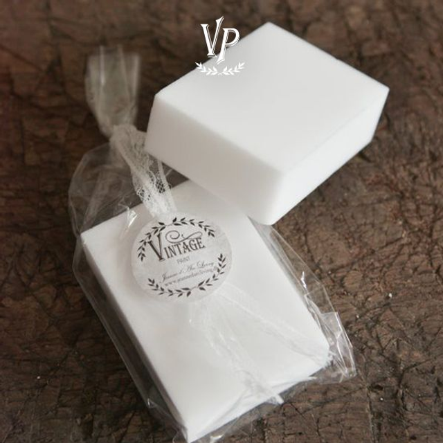 Spugna di schiuma bianca 