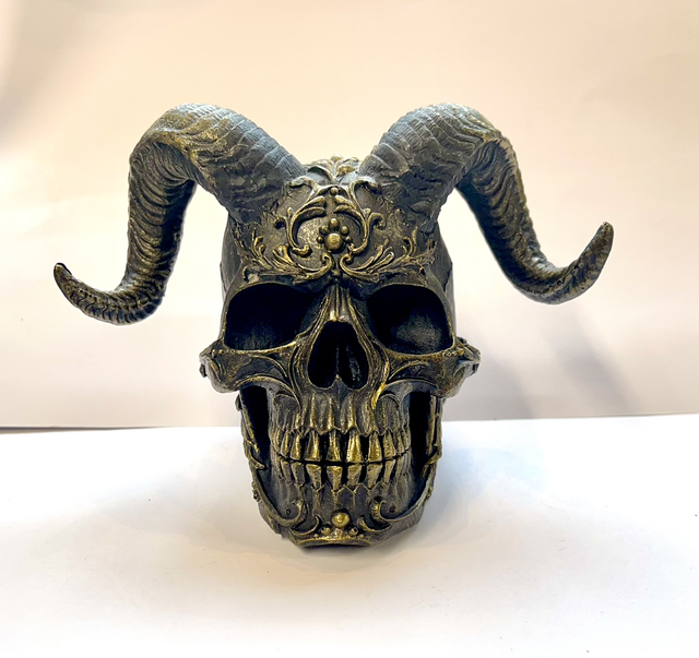 Nemesis Now Skull - Diabolus