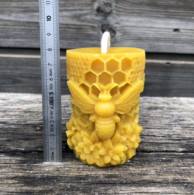 Bougie Grosse Abeille Cire et Fleurs