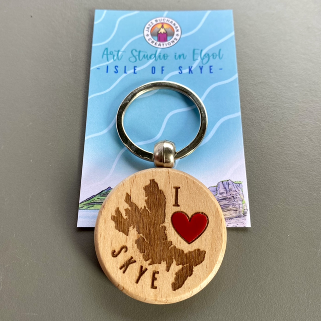 Wooden I❤️Skye keyring