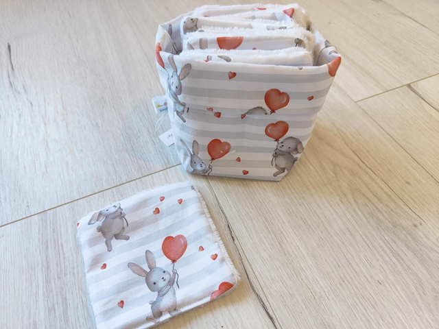 Lot panière et 8cotons lapins