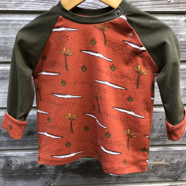 T-shirt manches longues 18-24 mois «Crocos rouges»