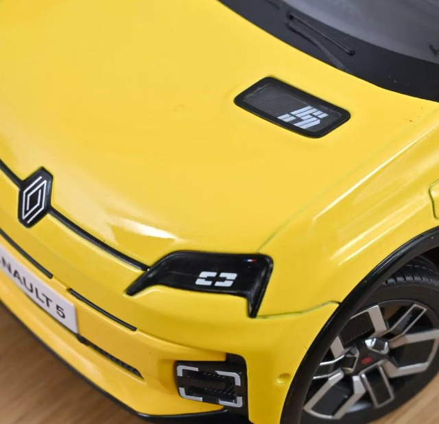 Renault 5 E-Tech Electrique 2024 Jaune Pop et Noir Norev 185500 1/18