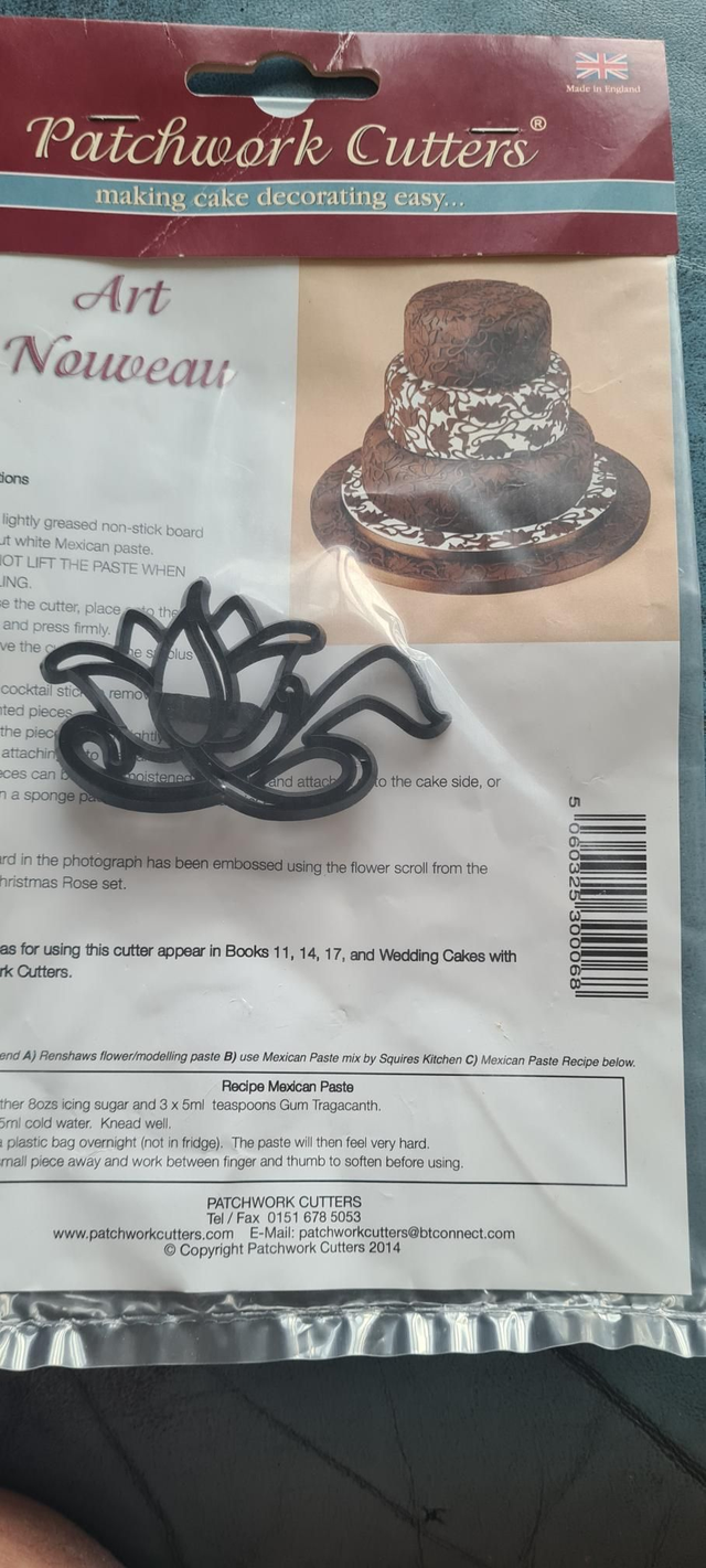 Patchwork Cutters Marion Frost Art Nouveau cake decorating