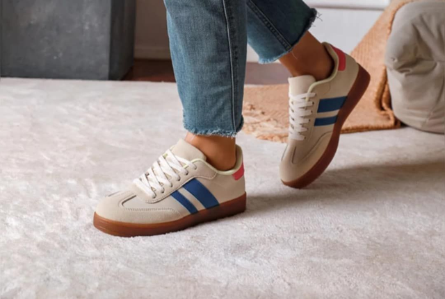 BASKETS BIEGE/ BLEU 36 -41