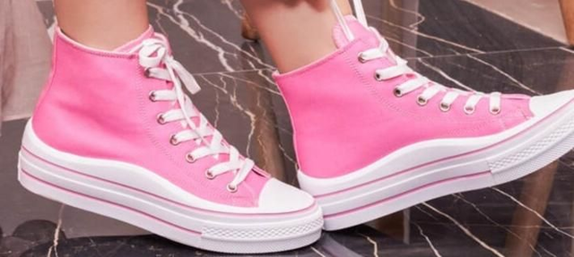 #Baskets montantes fushia