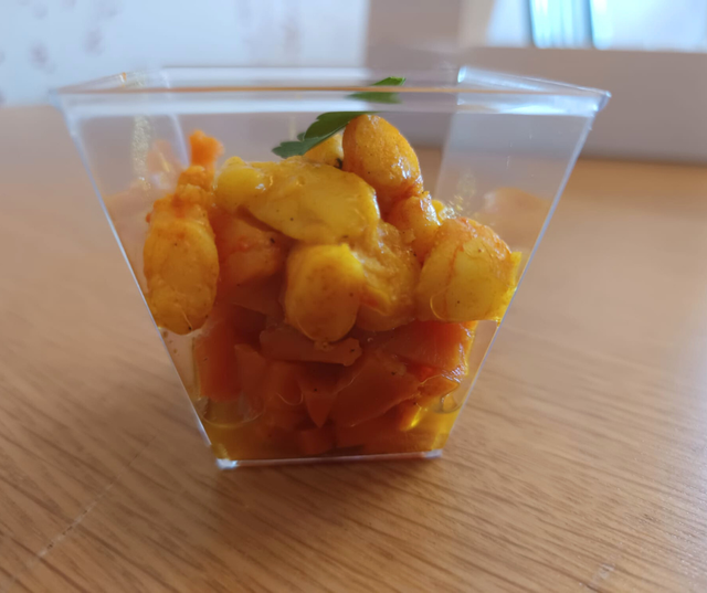 Patate douce, crevettes marinées