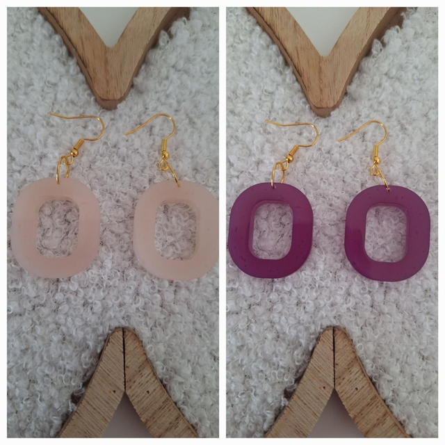 Boucles oreilles photochromiques violettes 