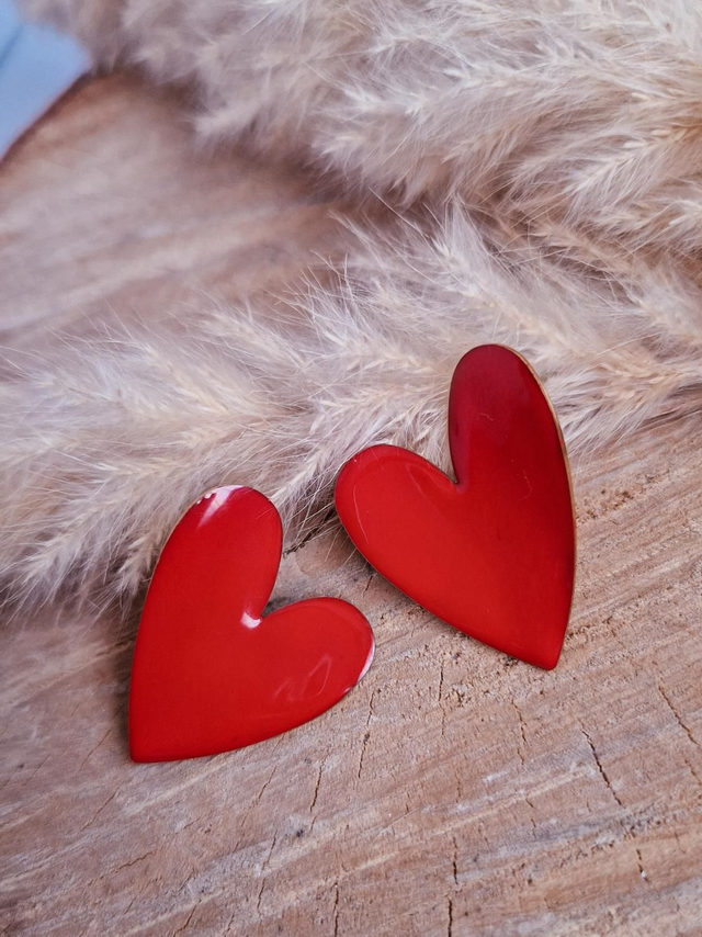 Boucles d'oreilles puces "Gros cœurs" - Modèle rouge