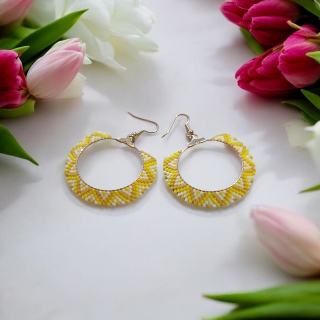 Boucles d&#039;oreilles créoles tons jaune