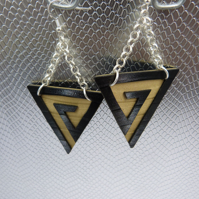 Boucle d&#039;oreille vinyle &quot;Spirale Triangle&quot; doré