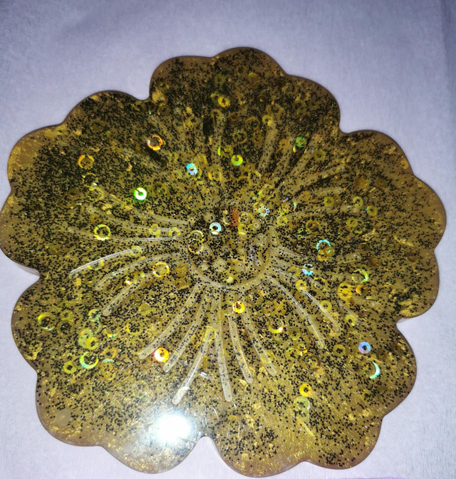 Sous verre décoratif doré 