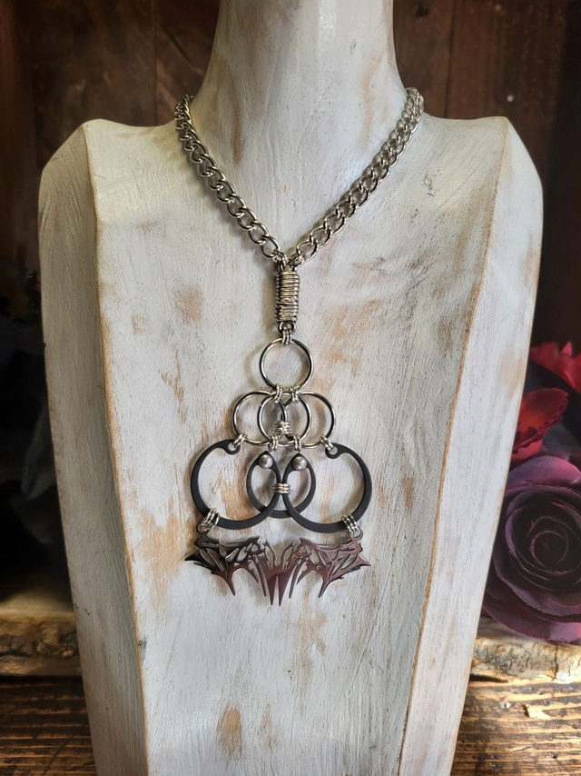 Collier  Néo Circlips &quot;Rosace d&#039;Acier&quot;