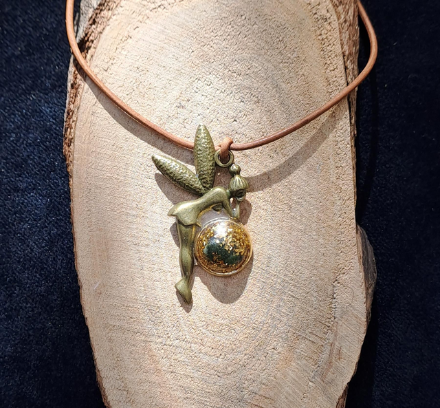 La fée accoudée... Création Unique