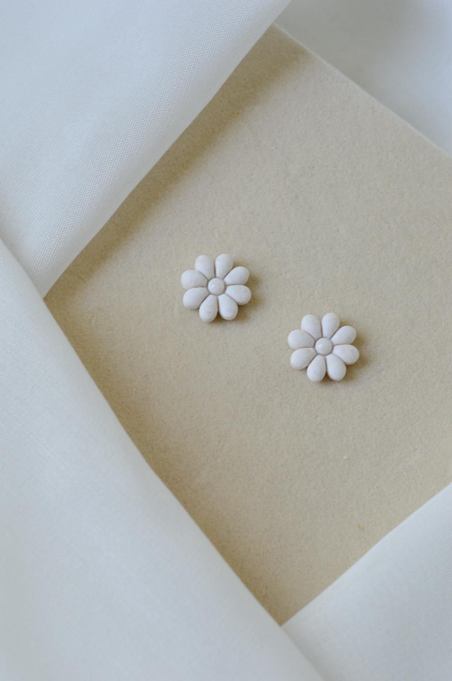 Mali uhani - marjetica