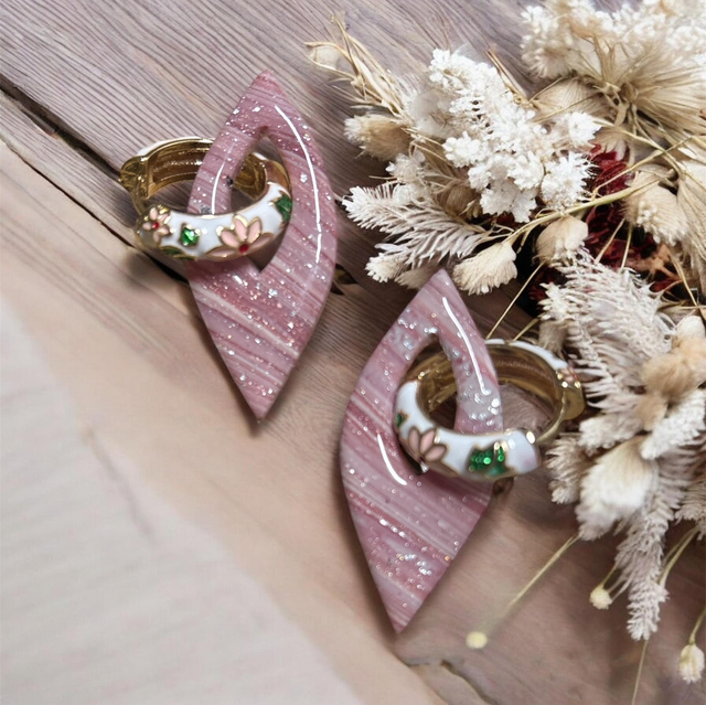 Boucles d’oreilles pampilles interchangeables rose poudré &amp; créoles dorées