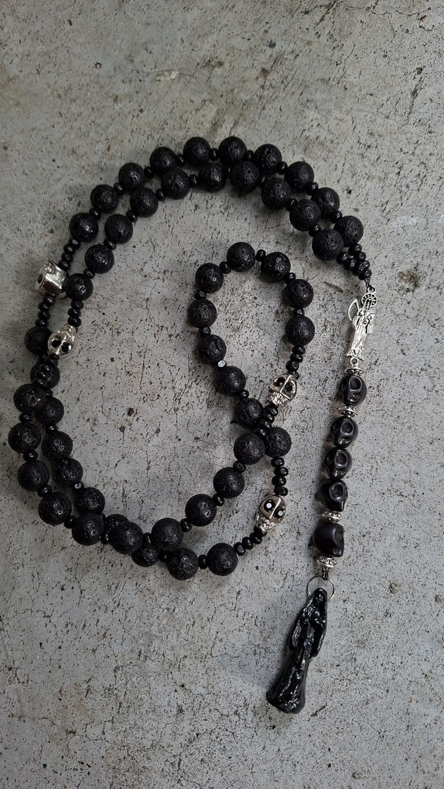 Chapelet Santa Muerte noir