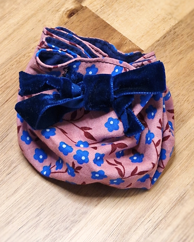 Bourse petite - rose et bleue à fleurs