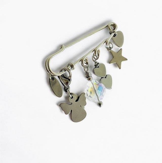 Broche INTY Argenté + 1 CHARM bonnet 