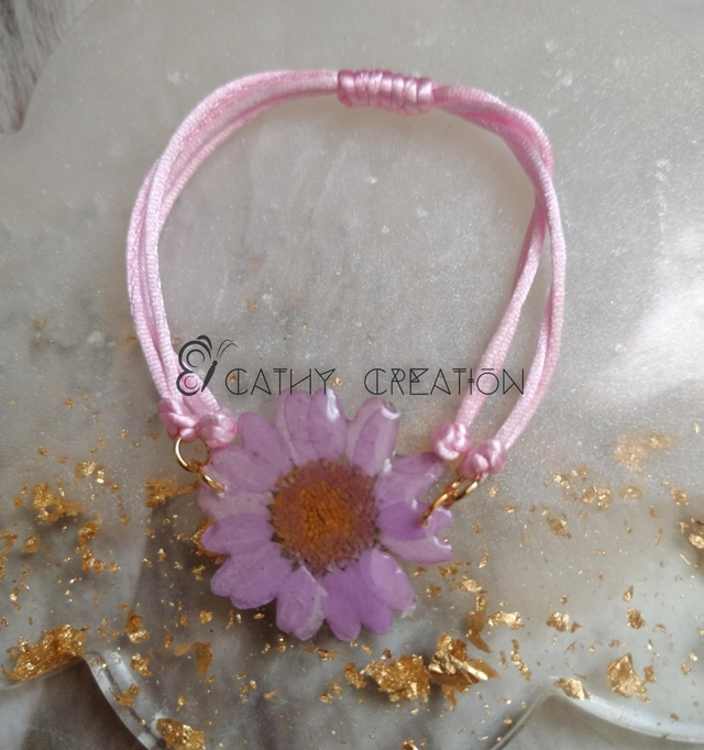 Bracelet réglable en fleur naturelle 