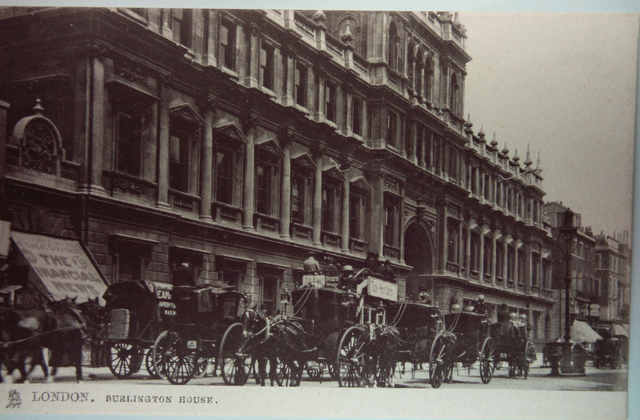 Burlington House, London, Raphael Tuck &amp; Sons Antique Town &amp; City Series Postcard Our Ref A333