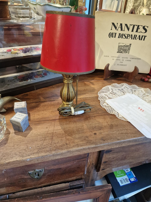 Petite lampe dorée vintage 