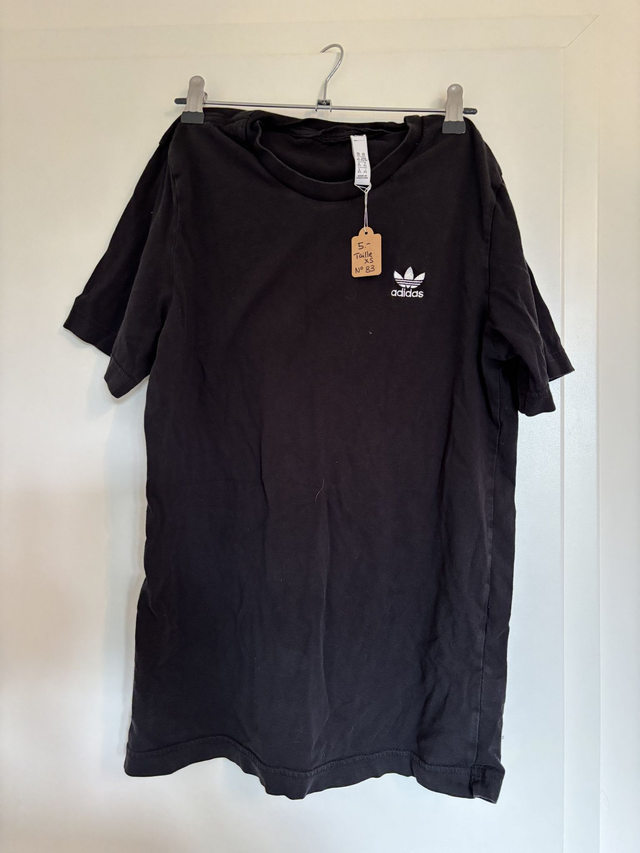 T-shirt Adidas noir (83)
