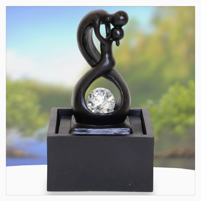 "Amour infini noir" - Fontaine en résine 30 cm