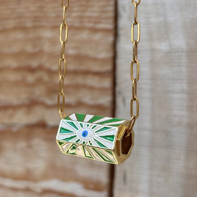 Collier Amulette Œil Vert