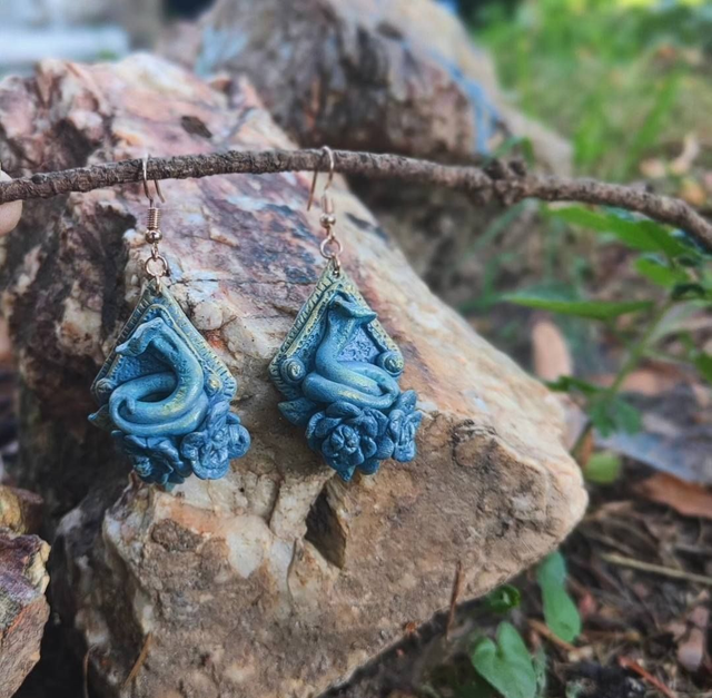 Boucles d'oreilles "Cobras Fleuris"
