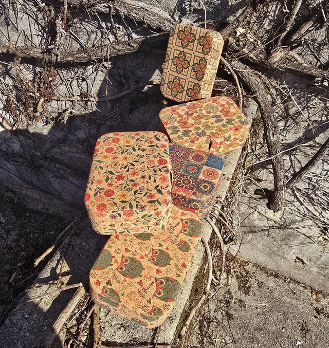 Boîte à bijoux rectangulaire en tissu de liège (5 imprimés à choix)