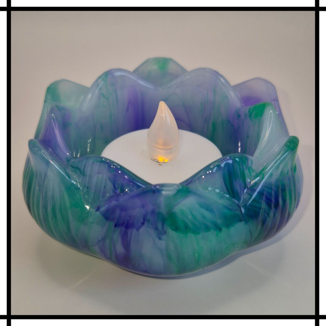 Handmade Resin Small Flower Tealight Holder – Ink Drop Purple &amp; Blue | Decorative Mindfulness Home Décor - SFT-003