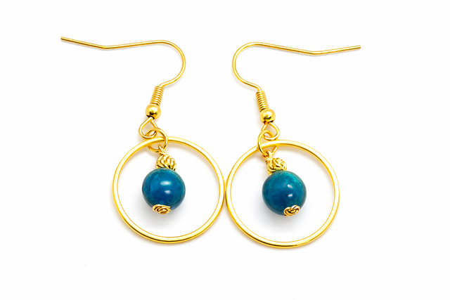  Boucles d’Oreilles “Lagon Doré”  apatite Bleue