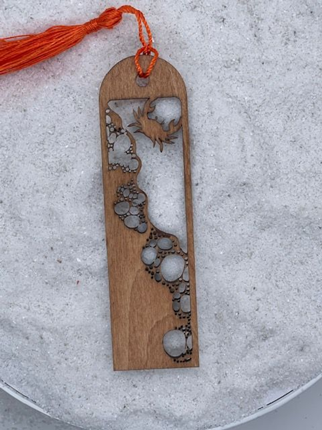 Marque page Petit crabe de mer et bord de plage.