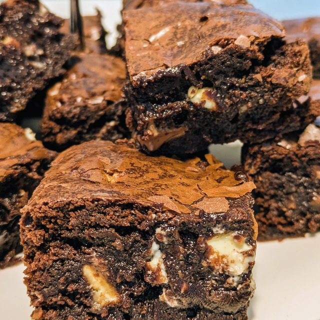 Brownie slab 20cm x 20cm