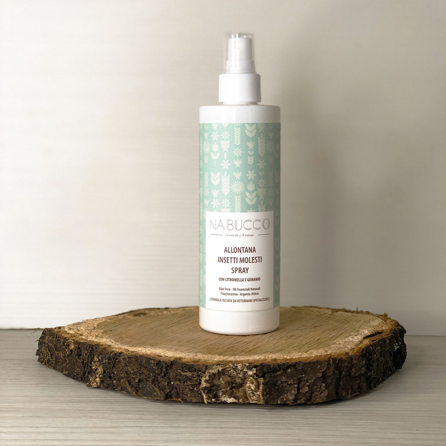 Spray Allontana insetti, parassiti, batteri e funghi