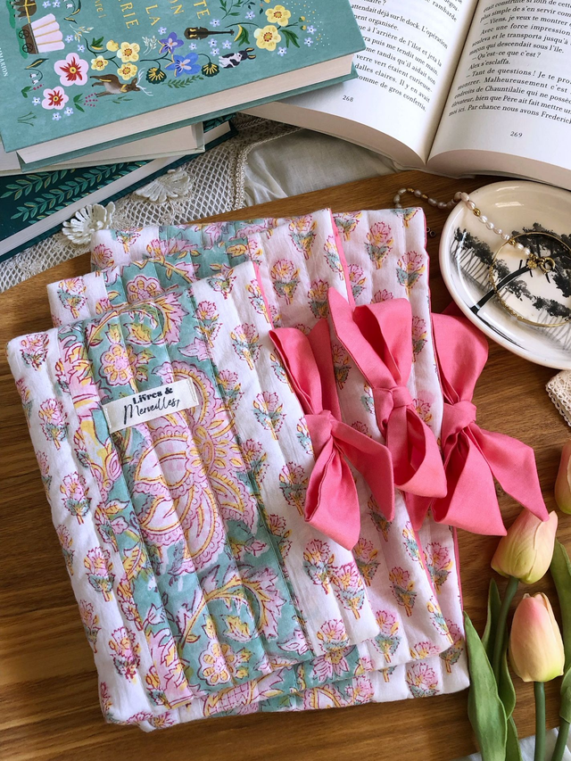 Pochette à livres Emma en coton indien Hand Block Print - ouverture latérale