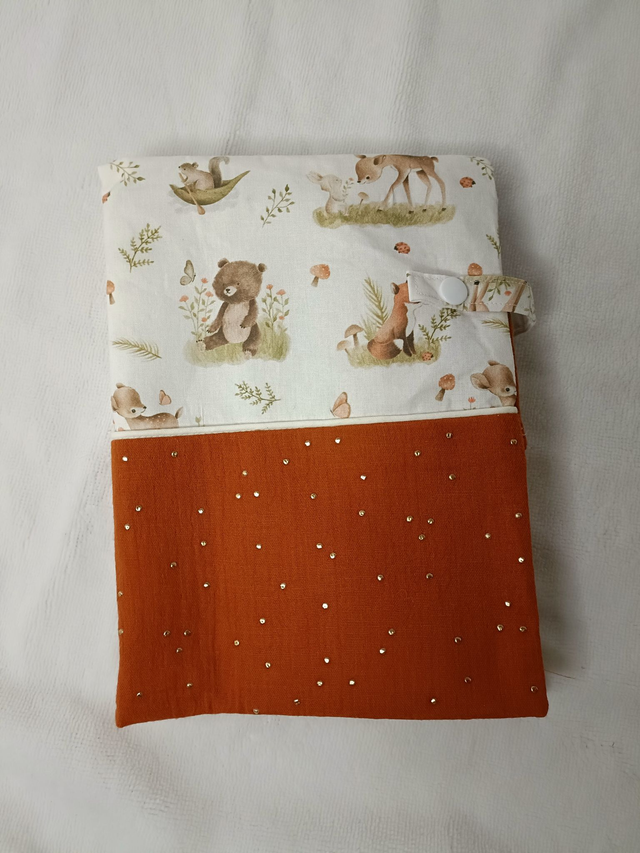 Protège carnet de santé Animaux de la forêt & terracotta
