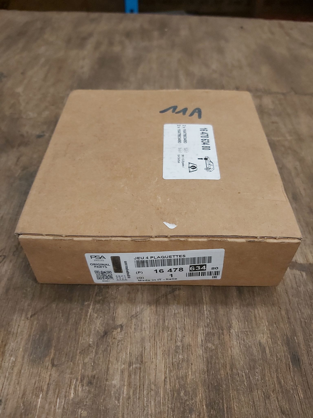 1647863480 - Jeu de 4 plaquettes de frein