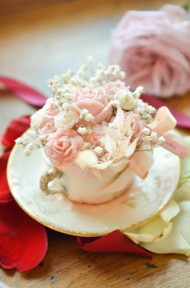 🌸 Bouquet éternel – Tasse parfumée rose poudrée 
