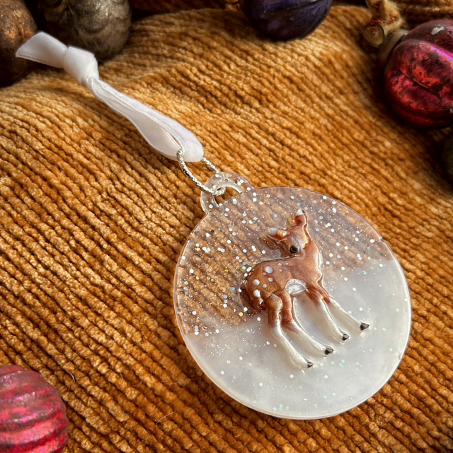 3D Deer Decoration- White and Silver