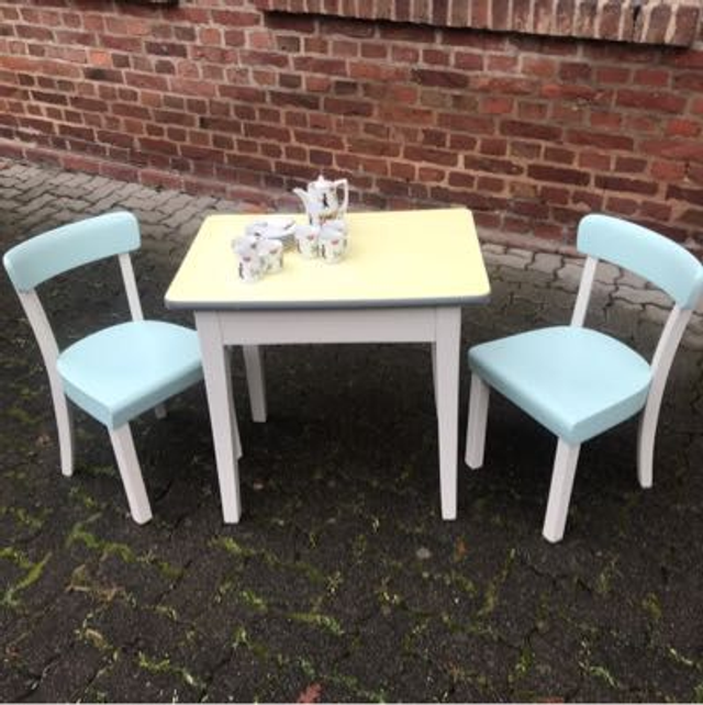 Mid-Century Kinder Tisch mit 2 Stühlen  