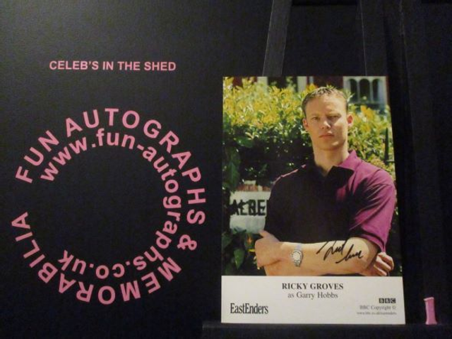 Ricky Groves (Garry Hobbs) Authentic Autographed EastEnders 6x4 Cast Card (1)