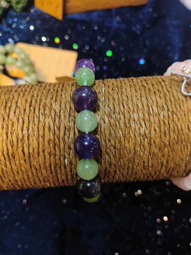 Ametisti ja Vihreä Aventuriini 